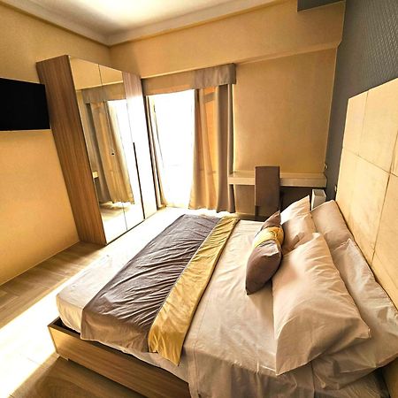 Astoria Boutique Suites เลชเช ภายนอก รูปภาพ