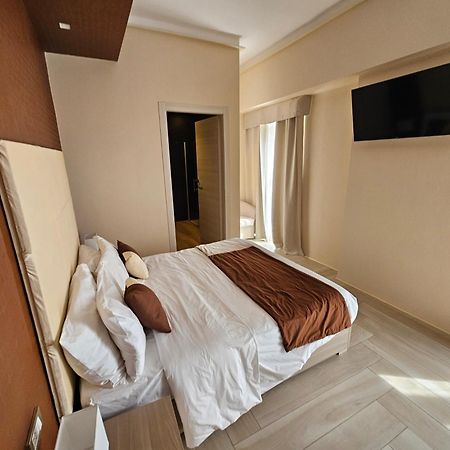 Astoria Boutique Suites เลชเช ภายนอก รูปภาพ