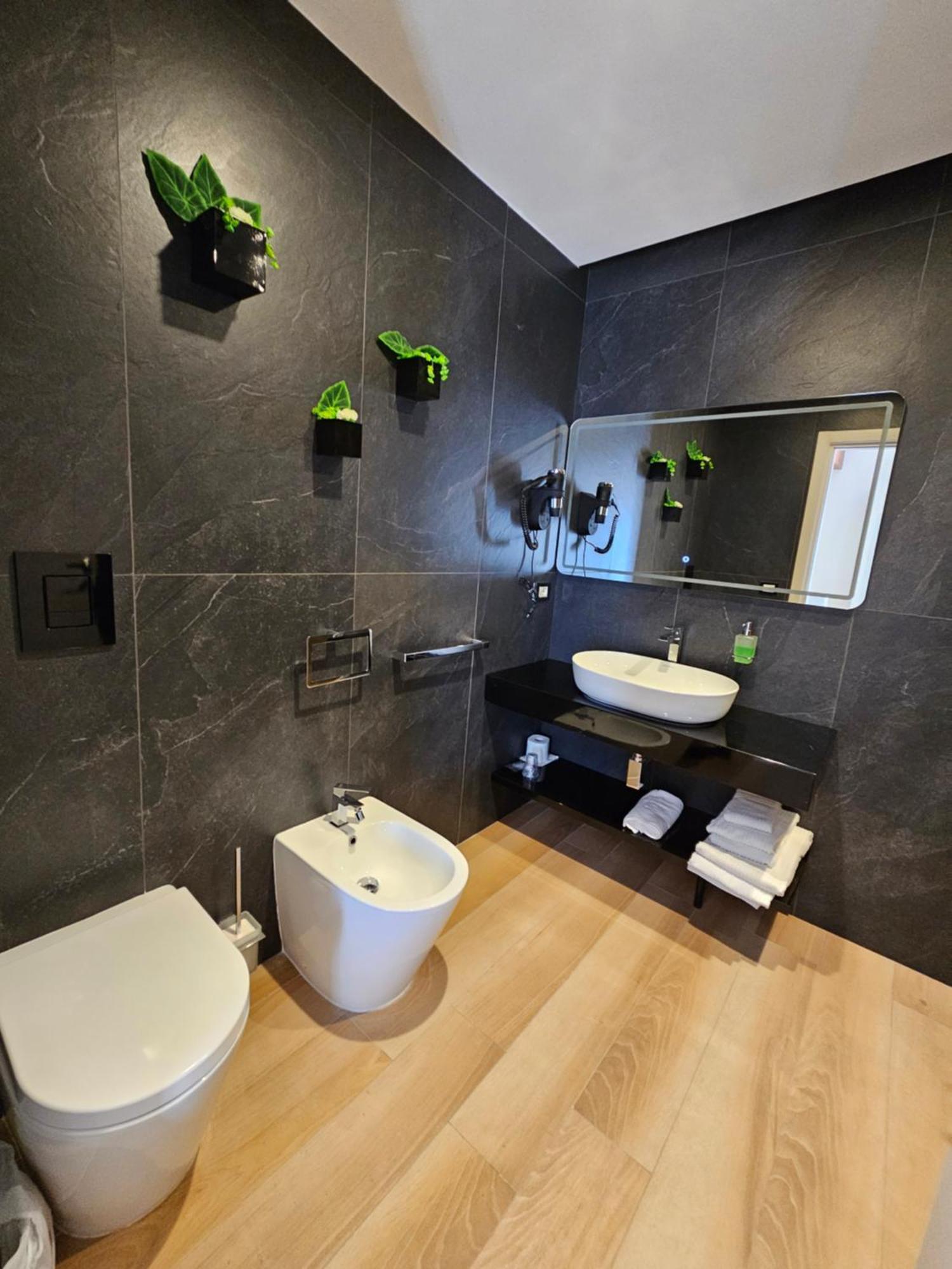 Astoria Boutique Suites เลชเช ภายนอก รูปภาพ
